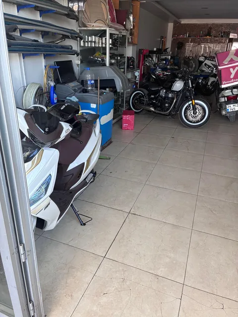 Akman Motor Sivas atölye ve motosiklet servis alanı 12