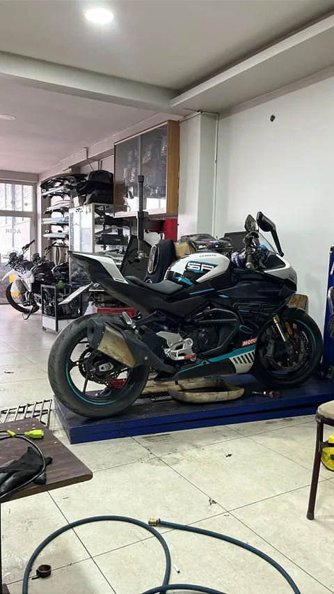 Akman Motor Sivas atölye ve motosiklet servis alanı 51