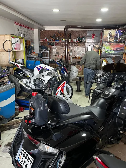 Akman Motor Sivas atölye ve motosiklet servis alanı 56