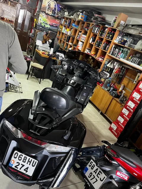 Akman Motor Sivas atölye ve motosiklet servis alanı 60