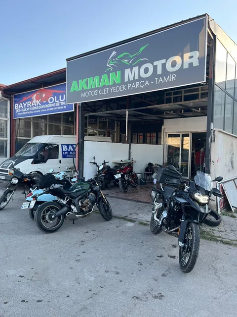 Akman Motor Sivas servis ve mağaza dış görünümü 10
