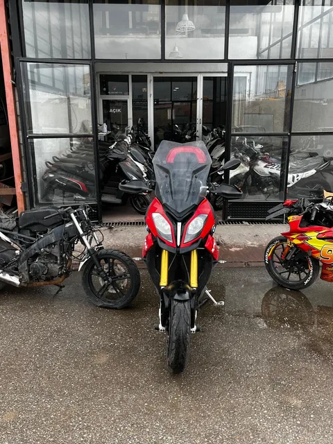 Akman Motor Sivas servis ve mağaza dış görünümü 48