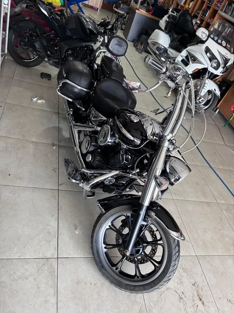 Akman Motor Sivas atölyesinde motosiklet servis ve bakım çalışması 09