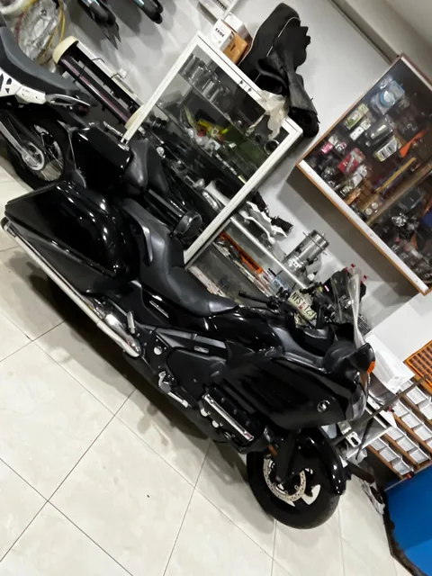 Akman Motor Sivas atölyesinde motosiklet servis ve bakım çalışması 55