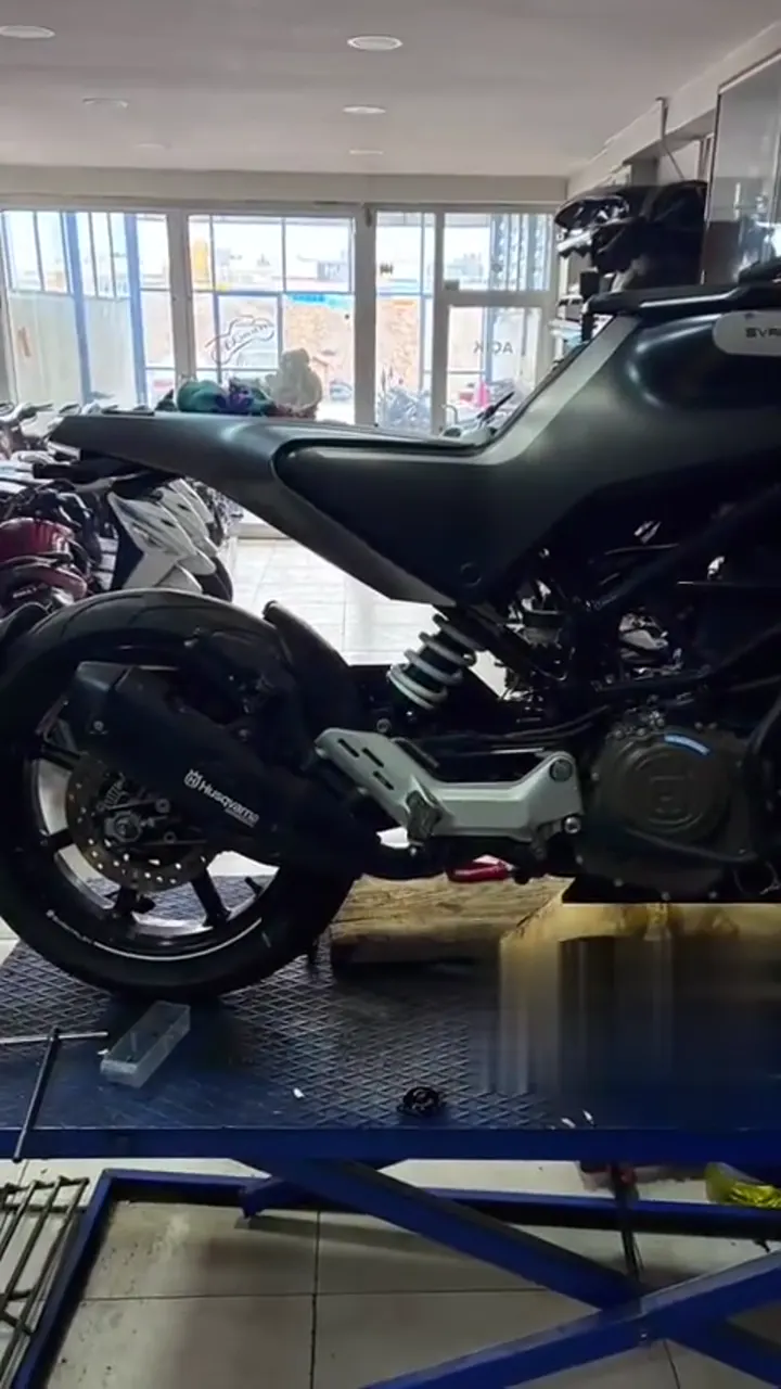 Akman Motor atölye ve servis alanı